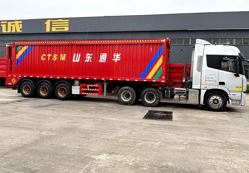 傳送帶自卸半掛車價格